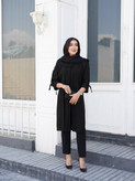 مانتو مشکی محرمی جلو پلیسه فیونا