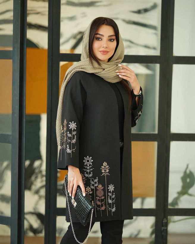مانتو کتی گلدوزی هاله